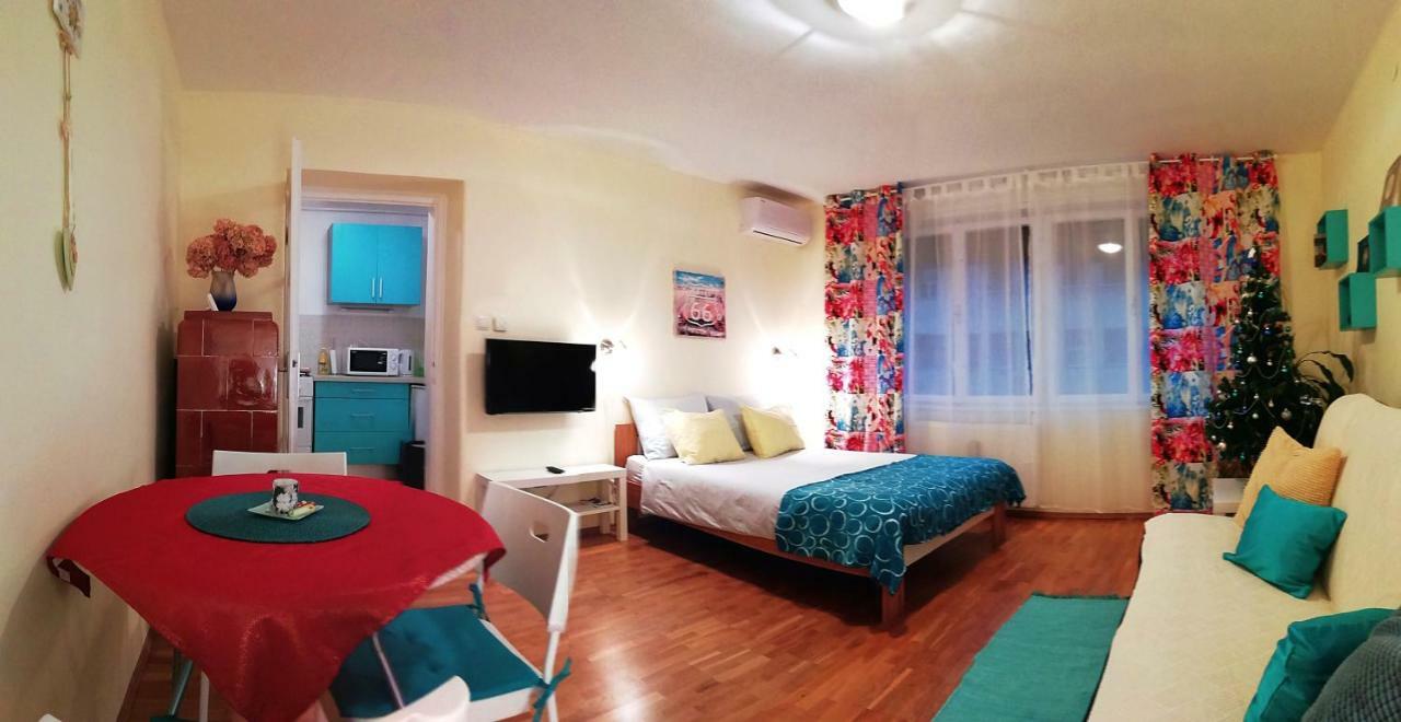 Manus A Apartment